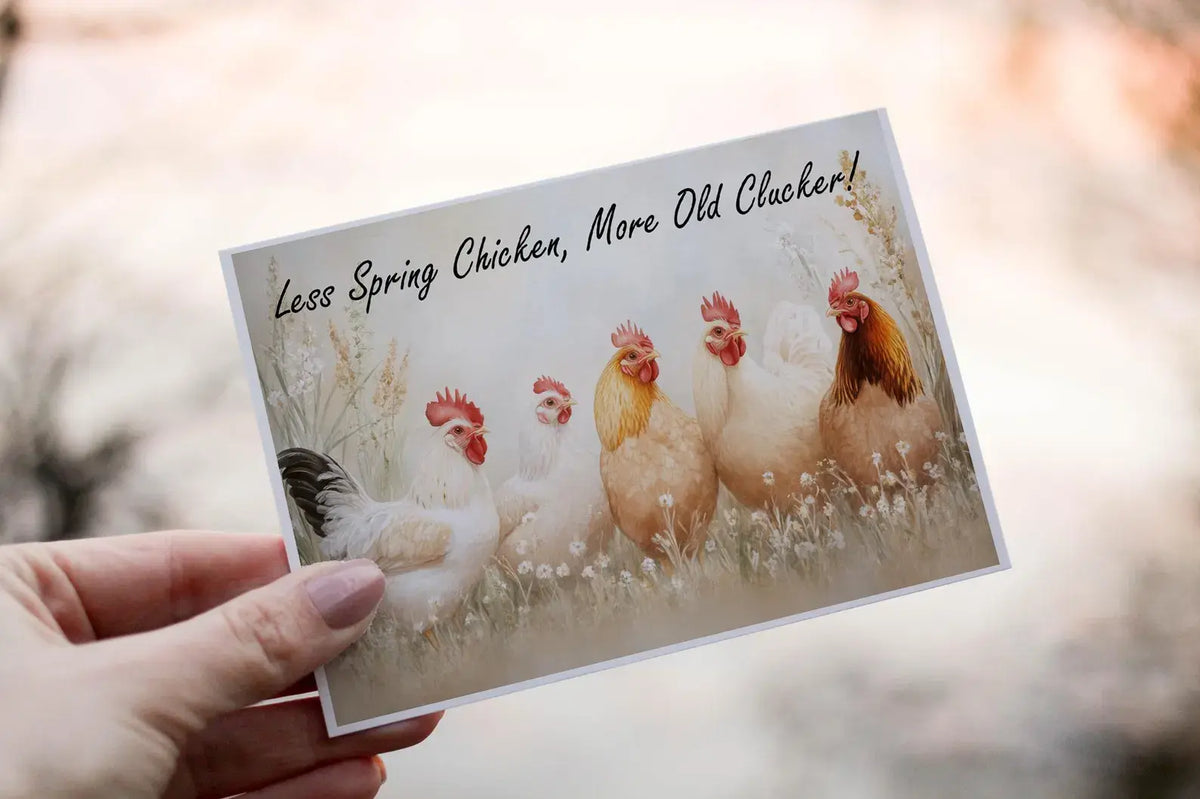 Cerdyn Pen-blwydd Cyw Iâr – Old Clucker
