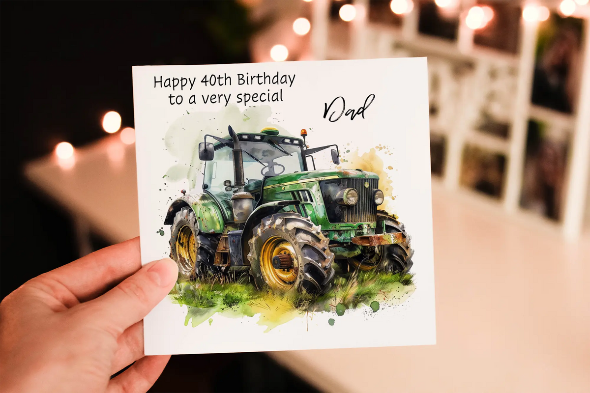Cerdyn Pen-blwydd Tractor Gwyrdd i Dad