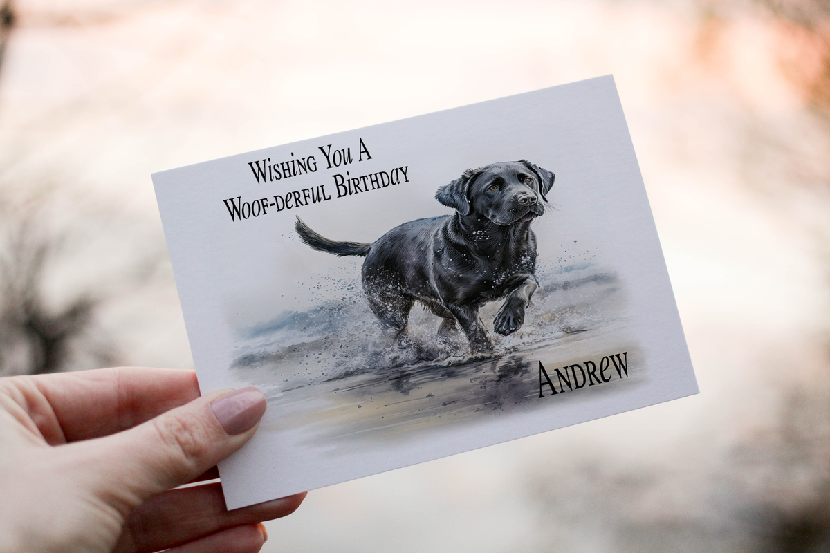 Cerdyn Pen-blwydd Labrador Du yn Rhedeg