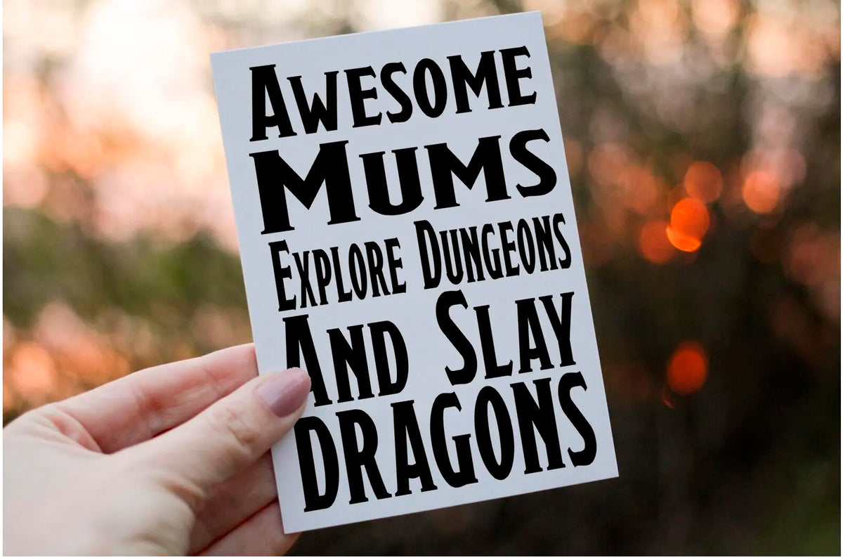 Cerdyn Pen-blwydd Awesome Mum Dungeons and Dragons