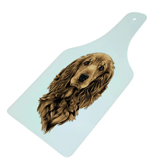 Bwrdd Torri Gwydr Siâp Potel – Ci Cocker Spaniel, yn dangos y dyluniad printiedig