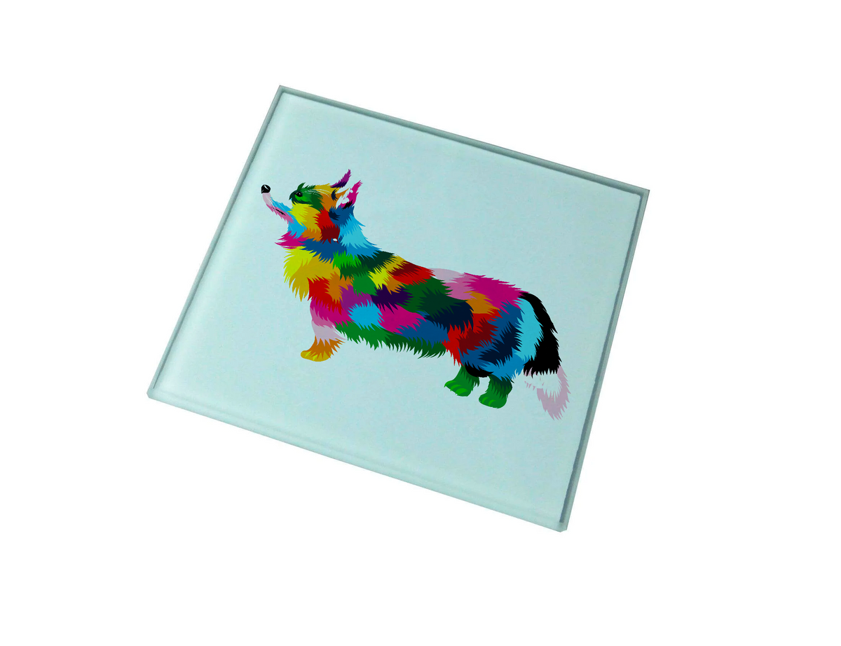 Gwaith celf ar fat diod gwydr yn dangos ci Corgi lliwgar yn sefyll