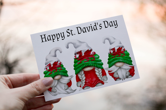 Cerdyn Corrach Dydd Gŵyl Dewi: Draig Gymreig