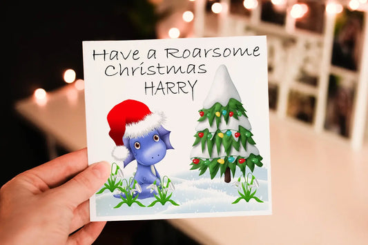 Cerdyn Nadolig Roarsome – Deinosor mewn Het Siôn Corn