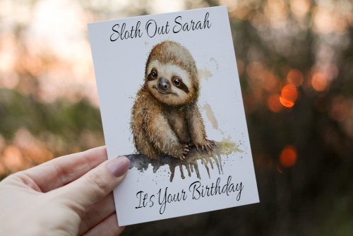 Cerdyn Pen-blwydd Sloth Out